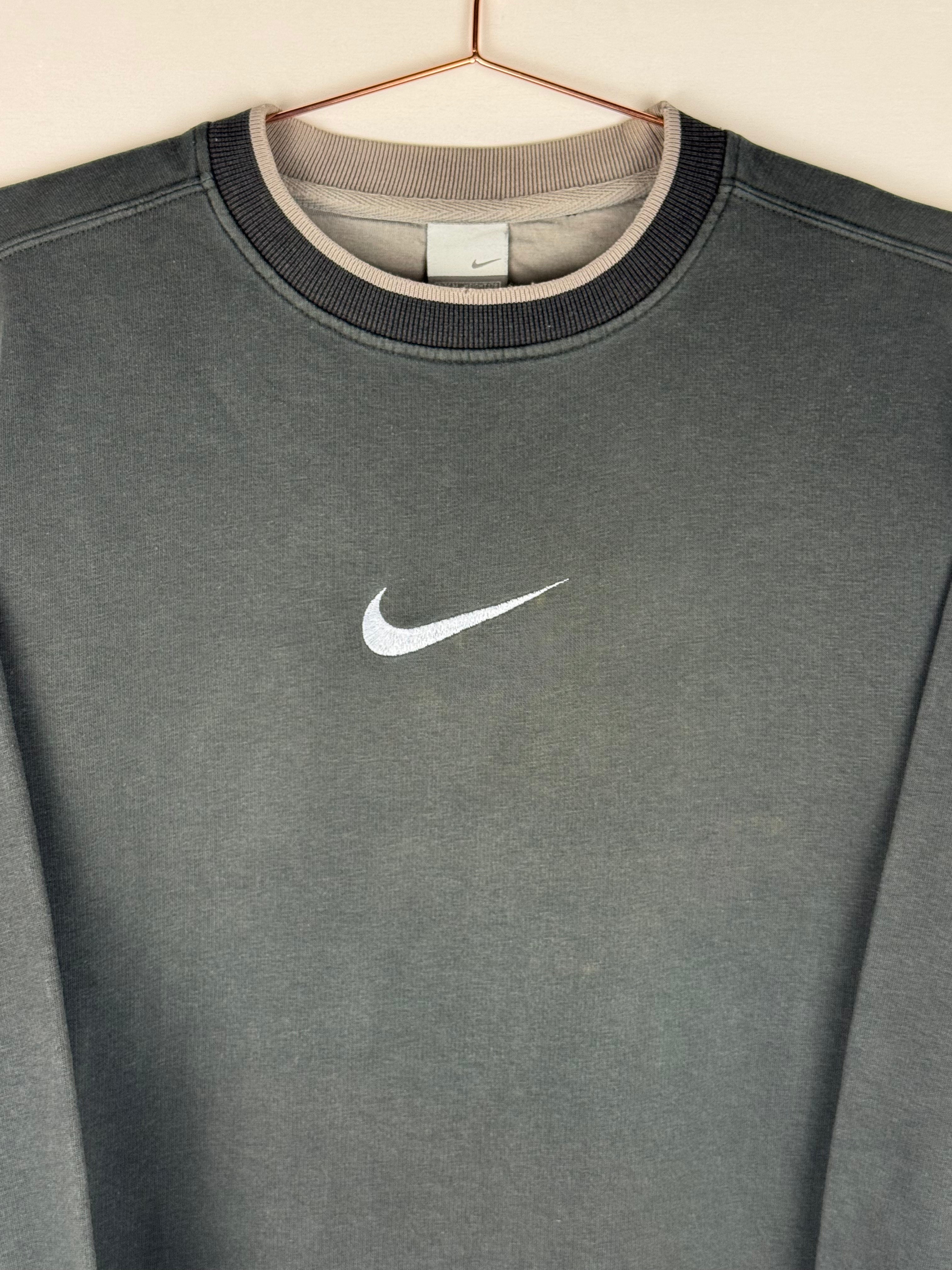 2000s Nike Dark Grey Crewneck Sweatshirt